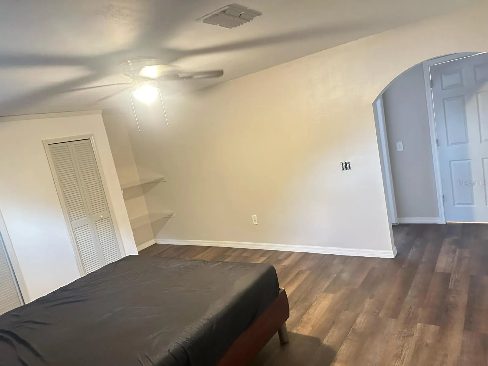 301 ALEGRIANO CT