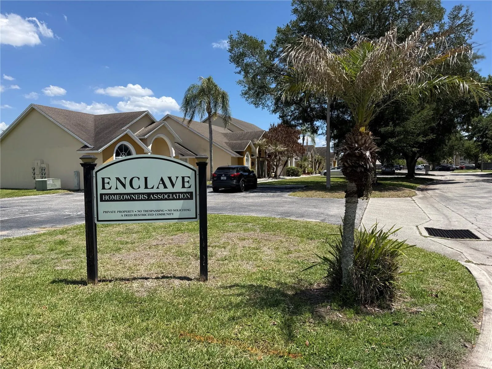 3136 ENCLAVE CT