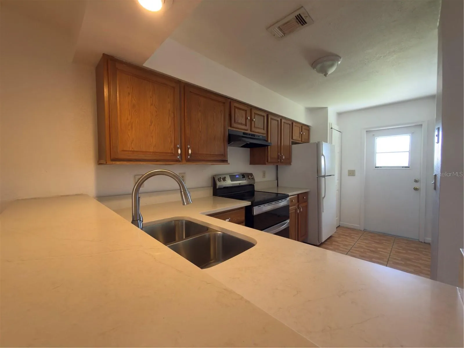 3136 ENCLAVE CT