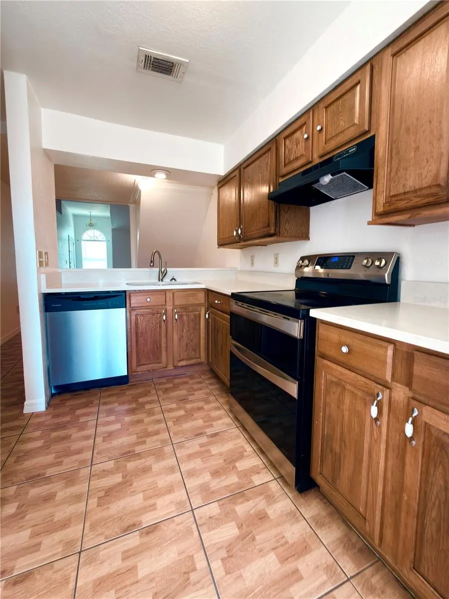 3136 ENCLAVE CT