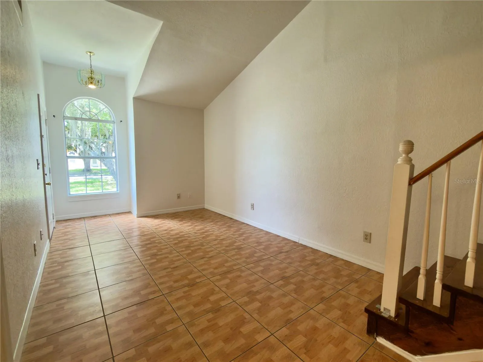 3136 ENCLAVE CT