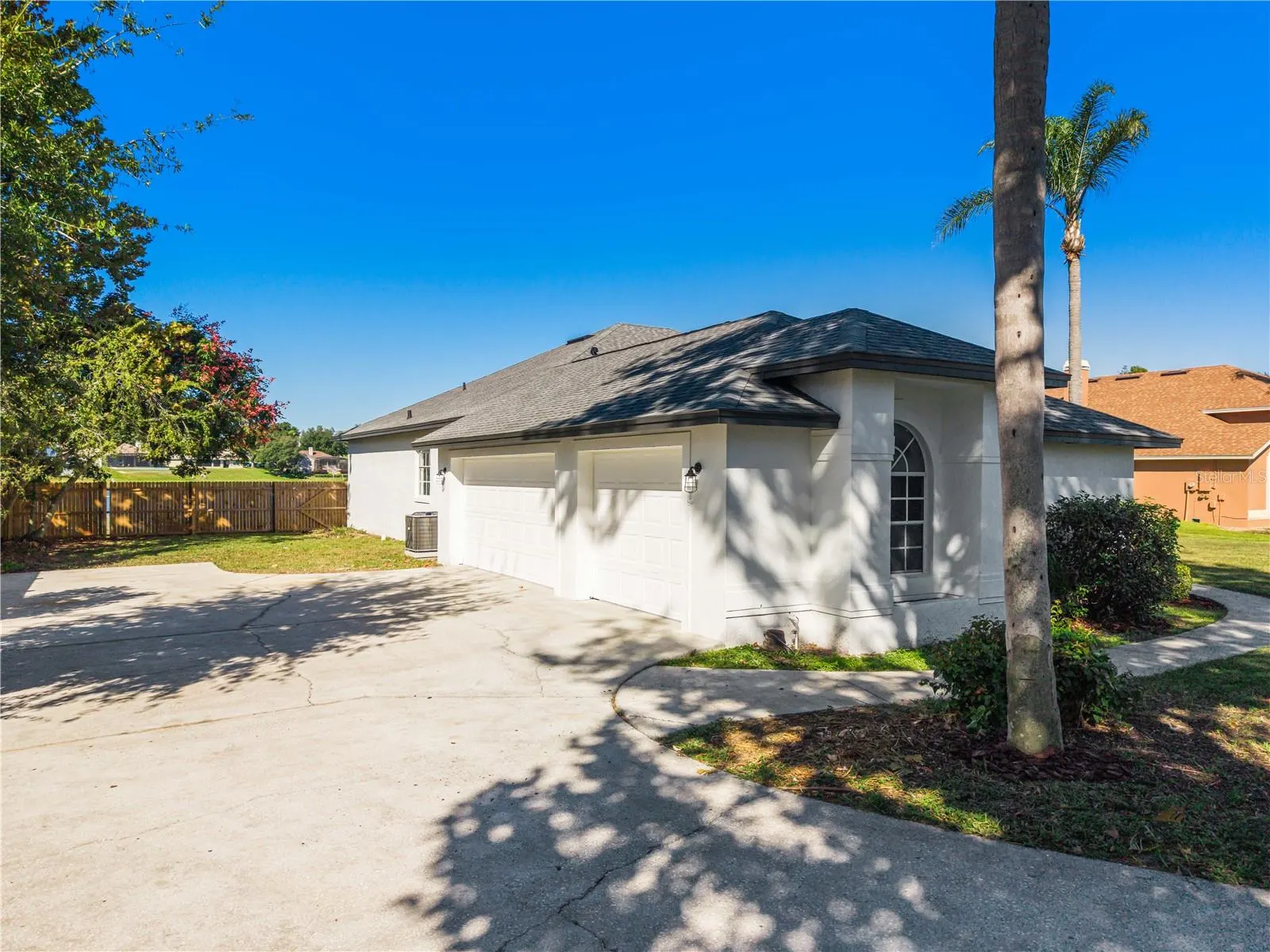 11614 LAKE KATHERINE CIR