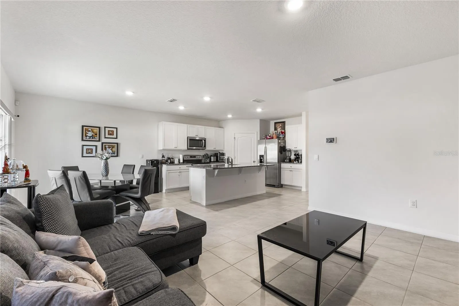 5565 WINONA DR