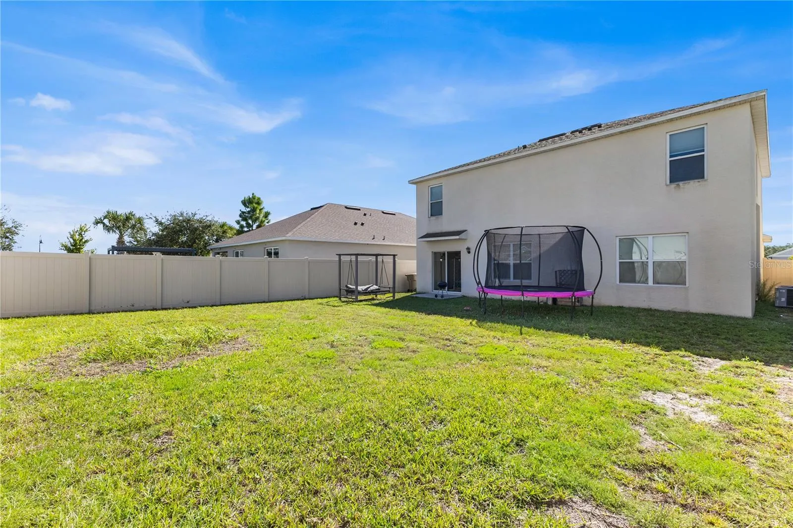5565 WINONA DR