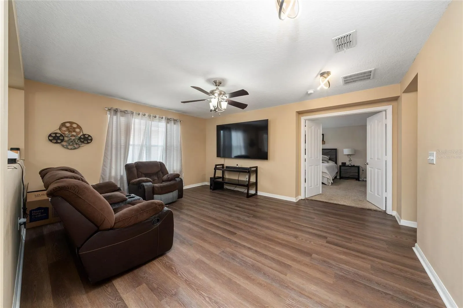 11919 VERRAZANO DR