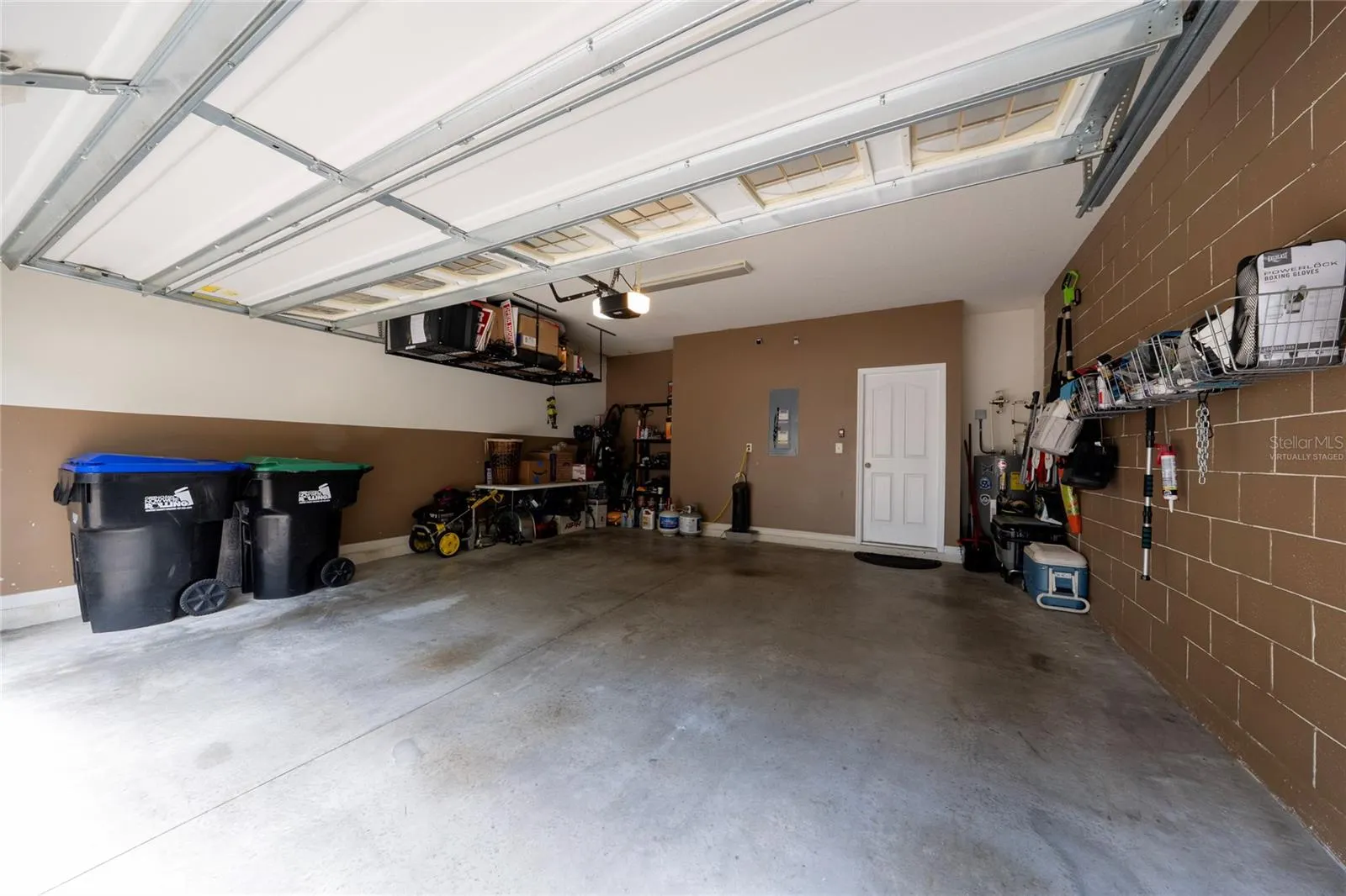 11919 VERRAZANO DR