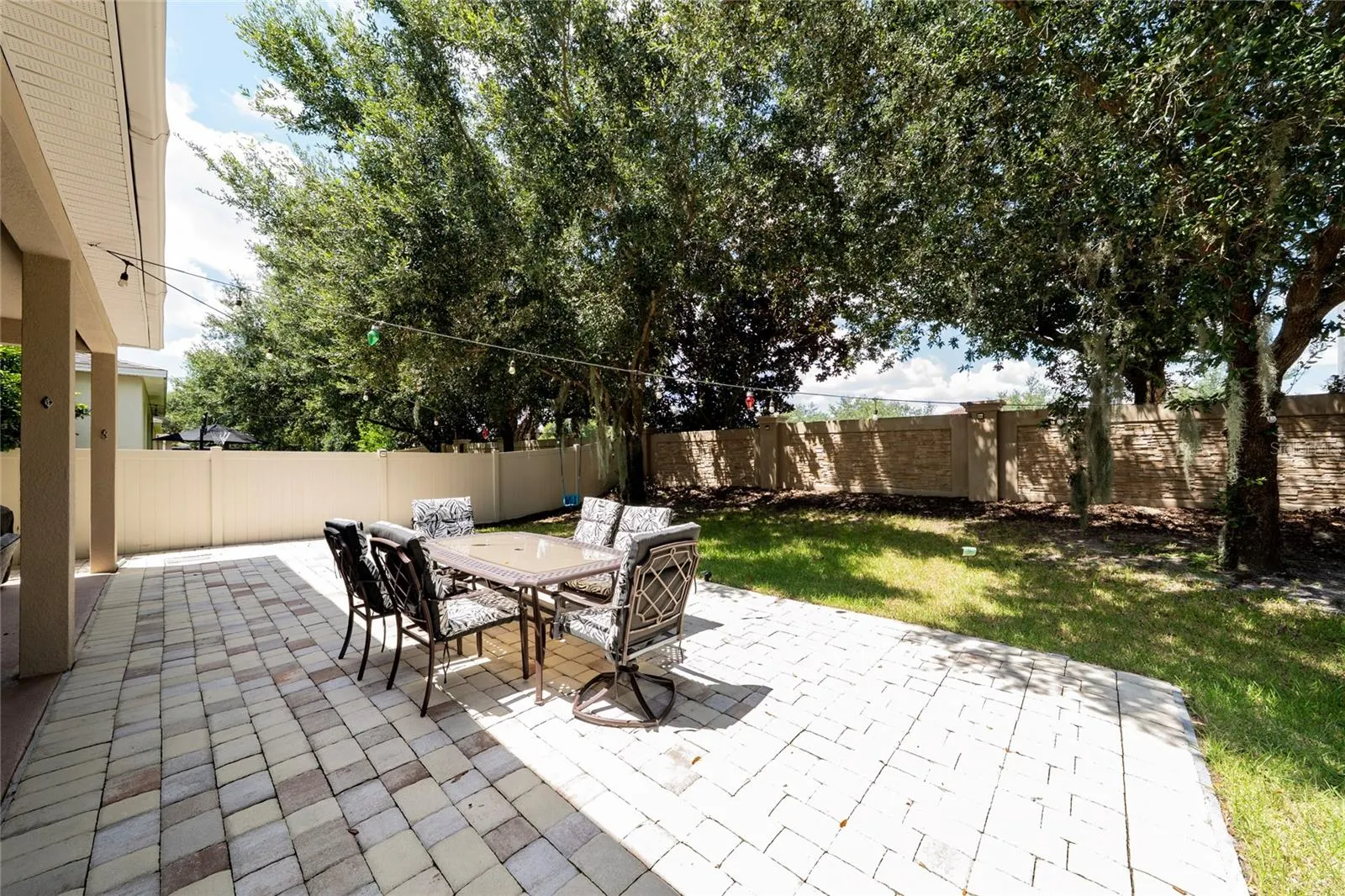 11919 VERRAZANO DR