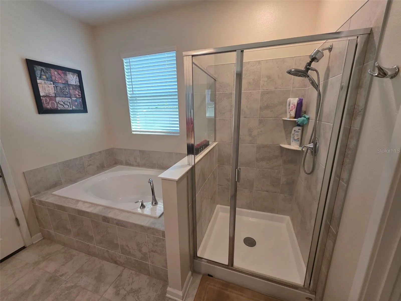 5322 AMERSHAM LN