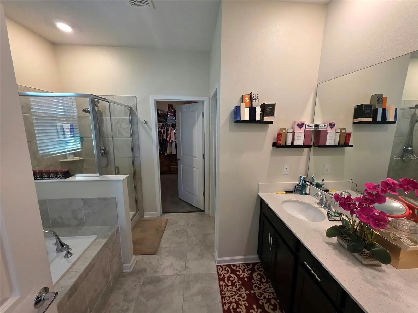 5322 AMERSHAM LN