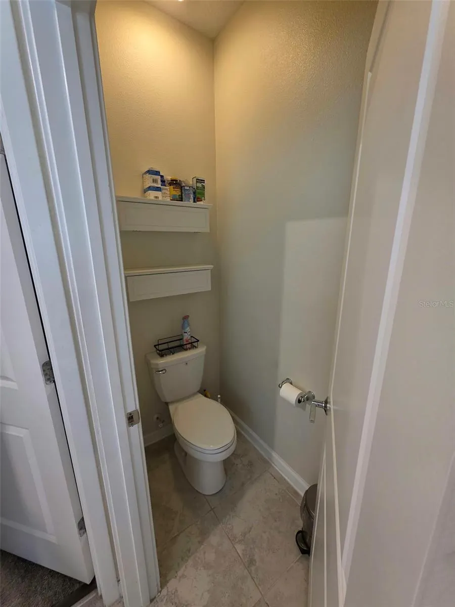 5322 AMERSHAM LN
