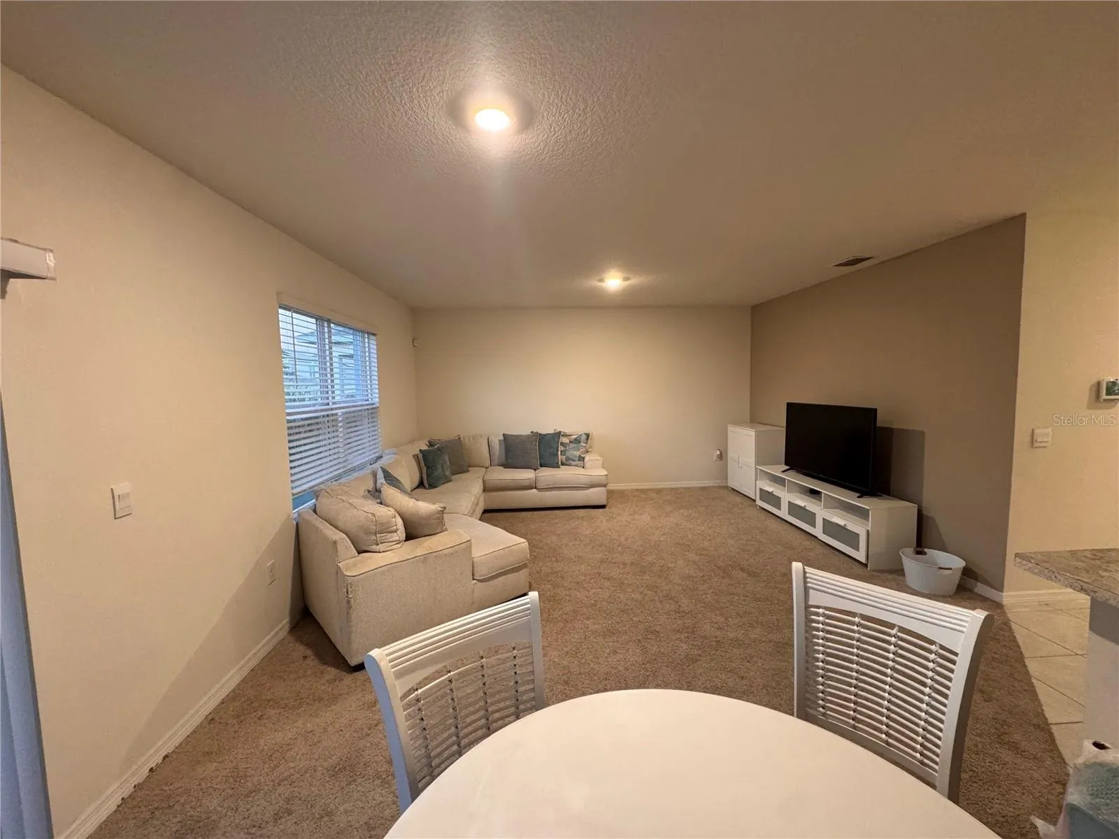 391 BOARDWALK AVE