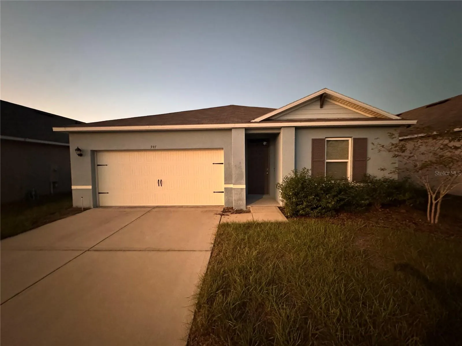 391 BOARDWALK AVE