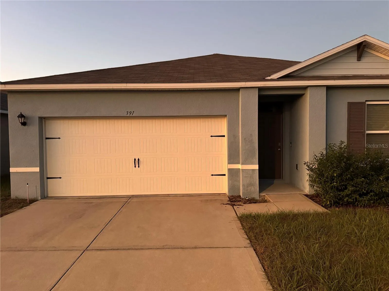 391 BOARDWALK AVE