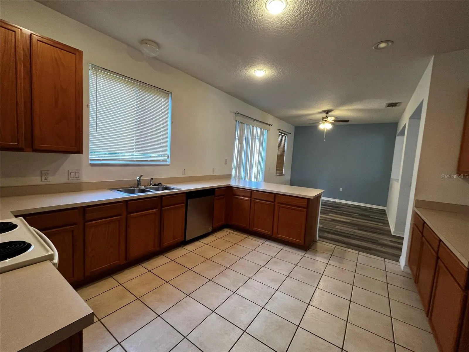 426 JANICE KAY PL