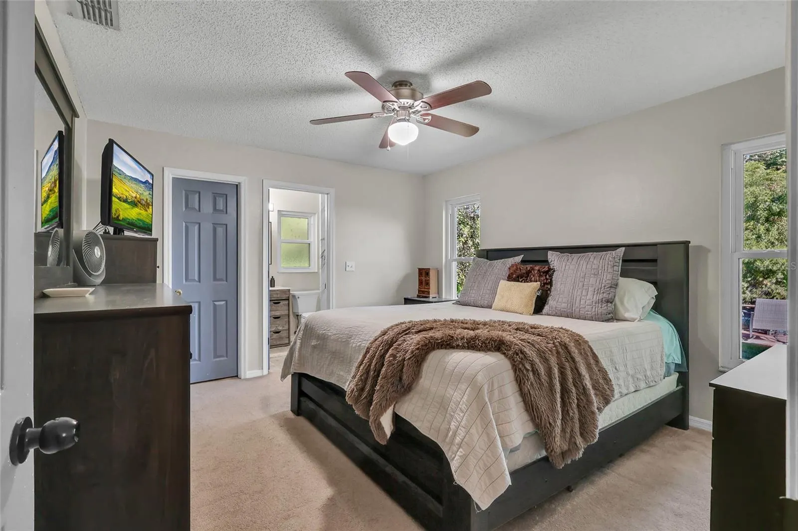 416 PINE LAKE VIEW DRIVE
