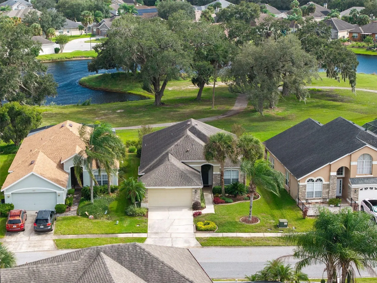 1917 WILLOW WOOD DR