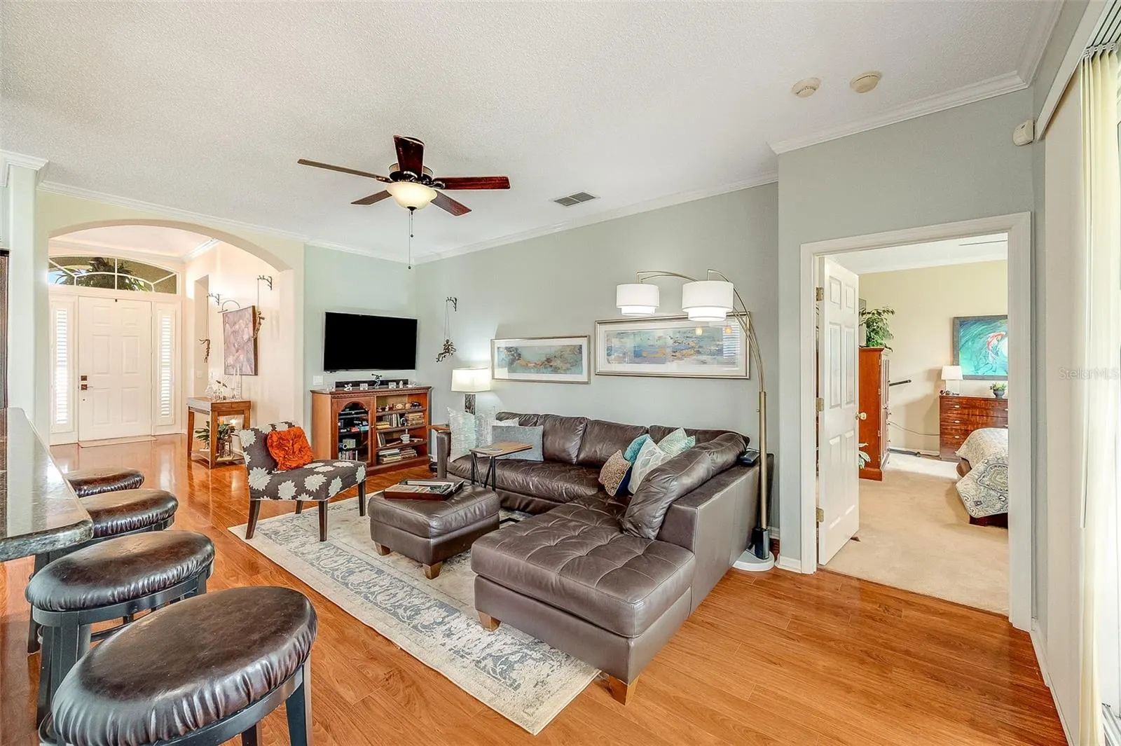 1917 WILLOW WOOD DR