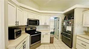 3600 YELLOW BIRD CT