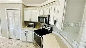 3600 YELLOW BIRD CT