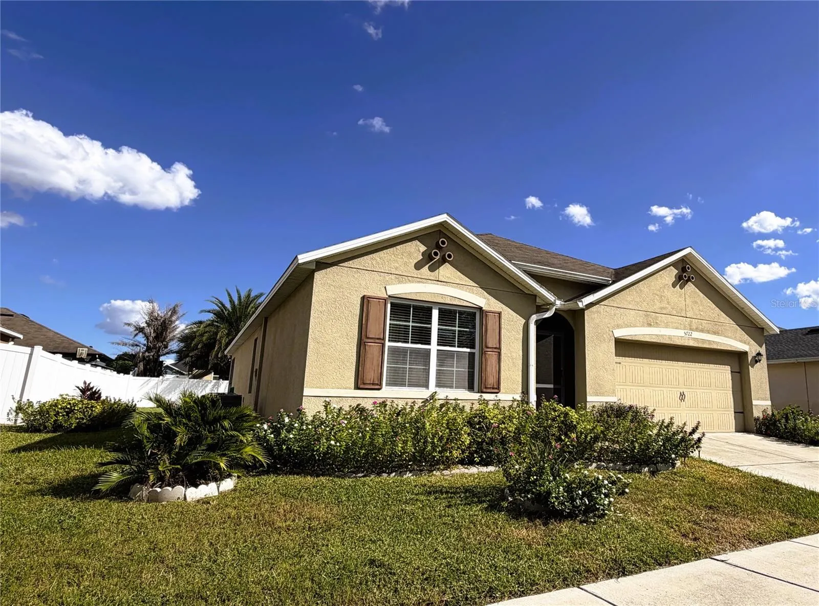 5722 MARSH LANDING DR