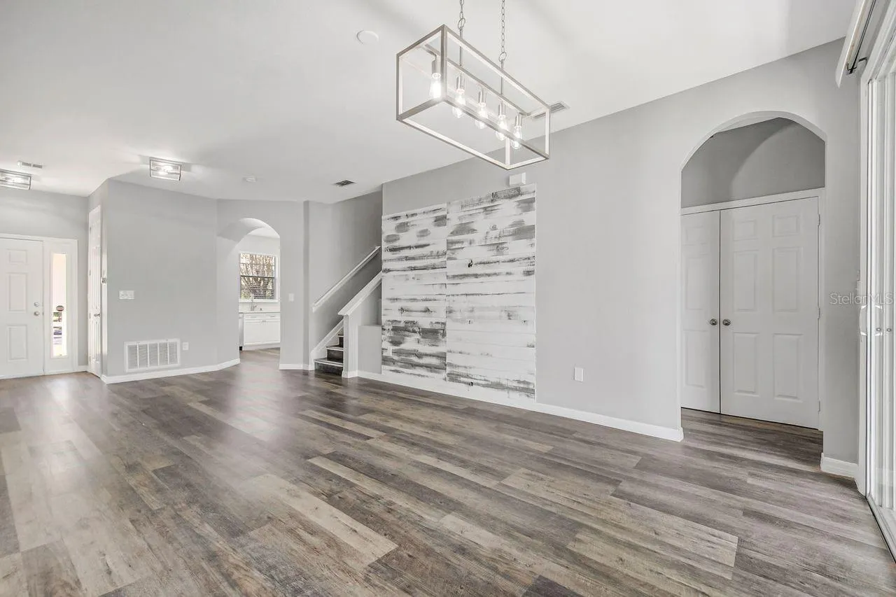 2539 OLD KENT CIR