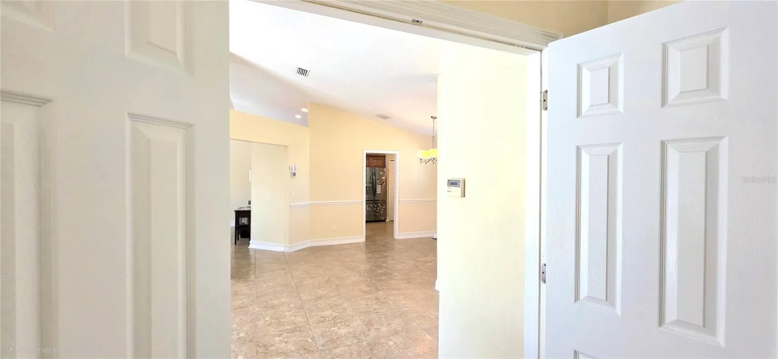 2814 EAGLE LAKE DR
