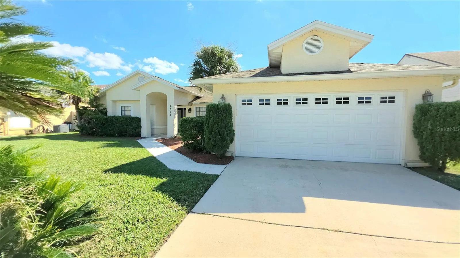 2814 EAGLE LAKE DR