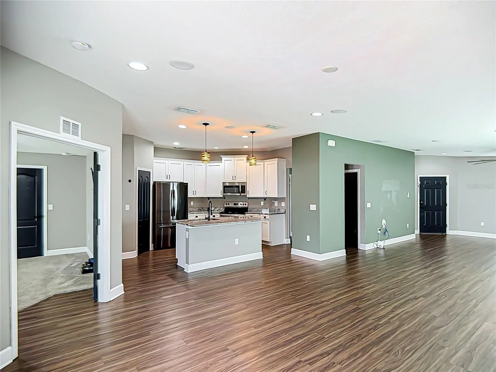 188 BLACK SKIMMER LN