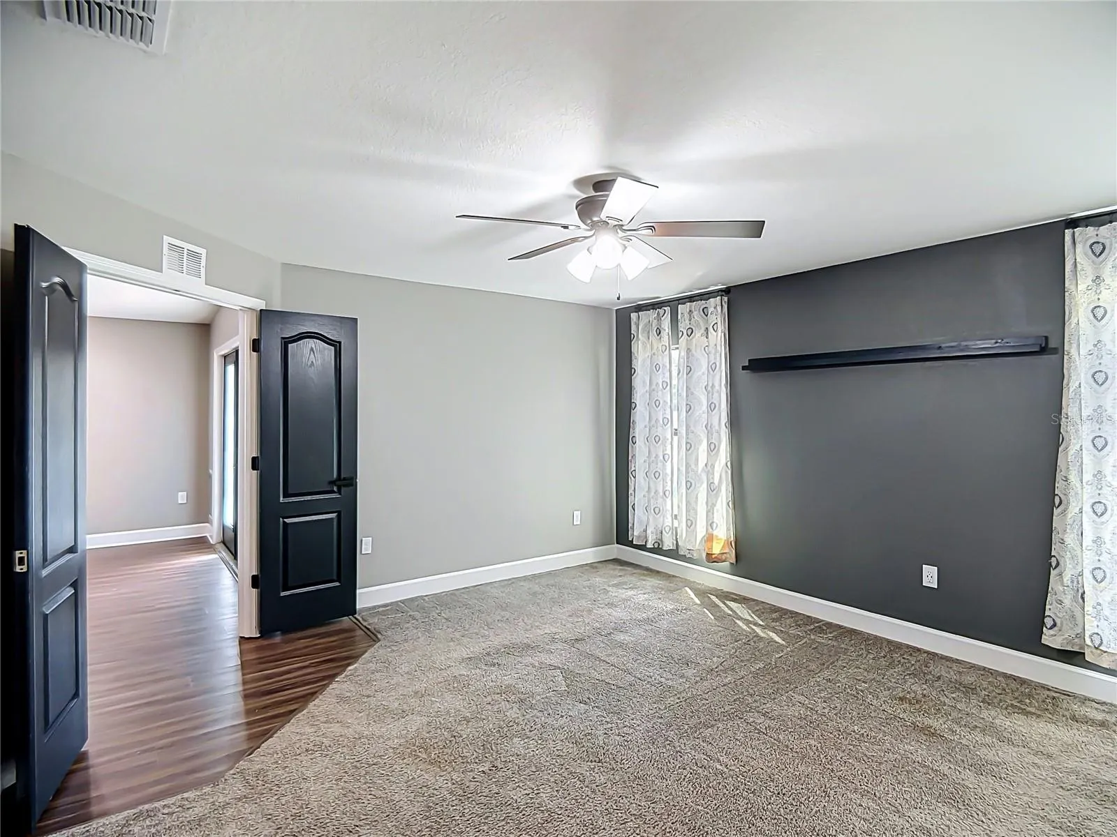 188 BLACK SKIMMER LN