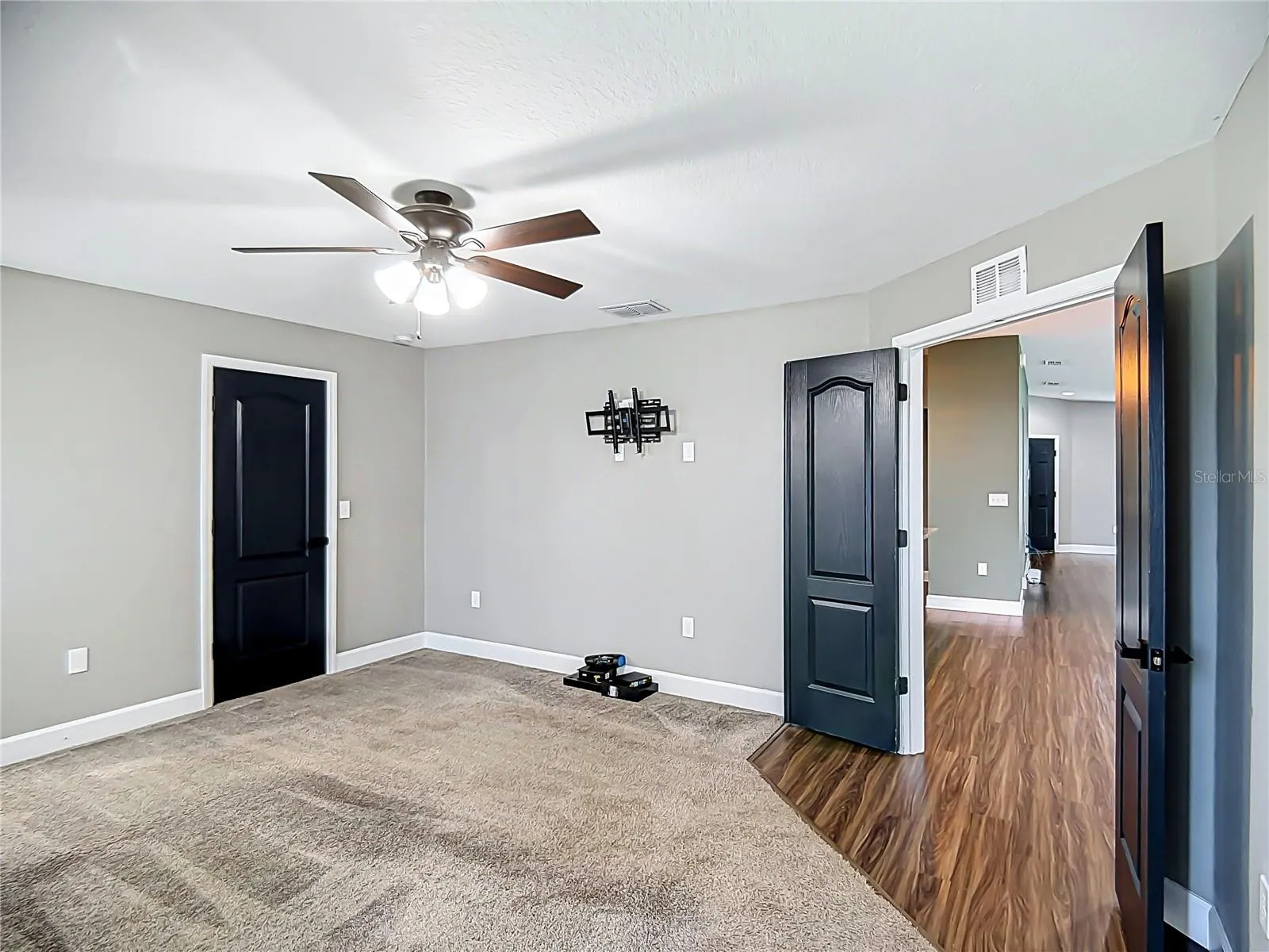 188 BLACK SKIMMER LN