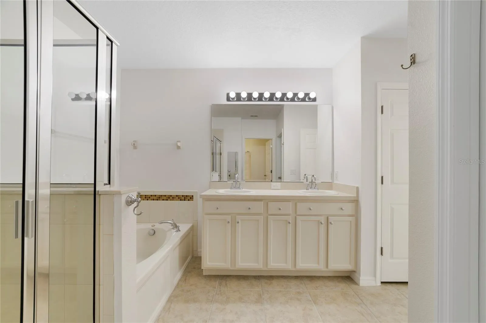 3447 HARLEQUIN DR