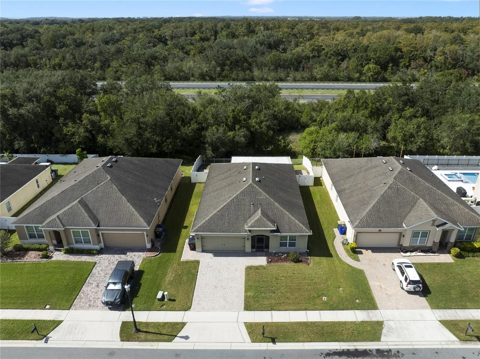 3447 HARLEQUIN DR