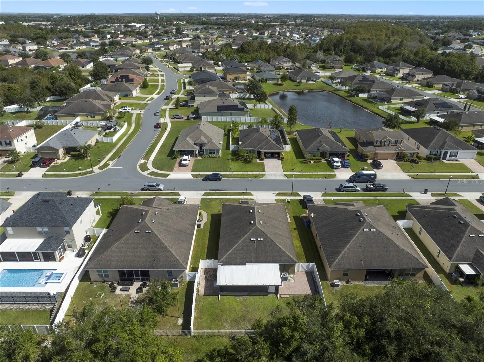 3447 HARLEQUIN DR