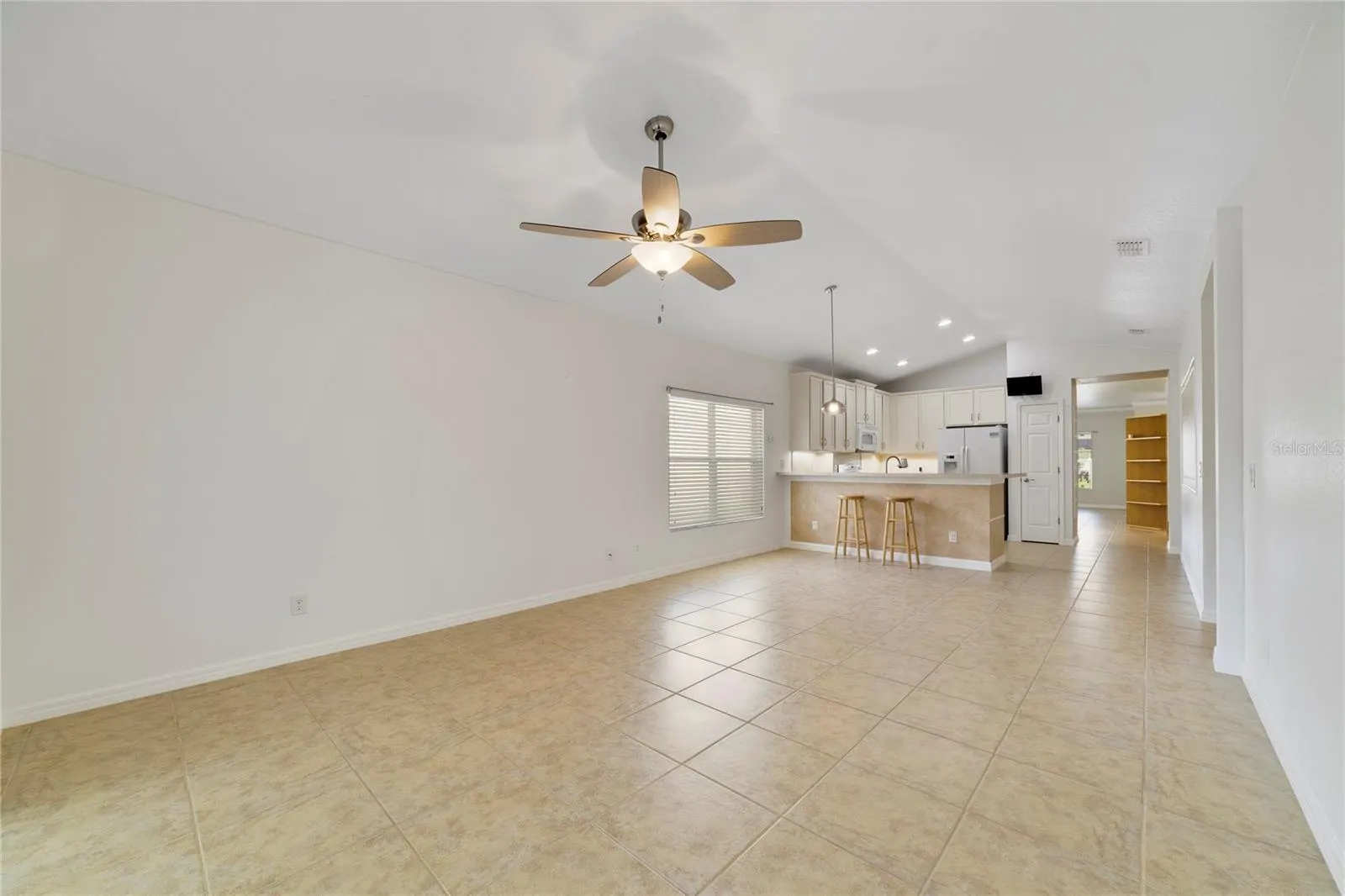 3447 HARLEQUIN DR
