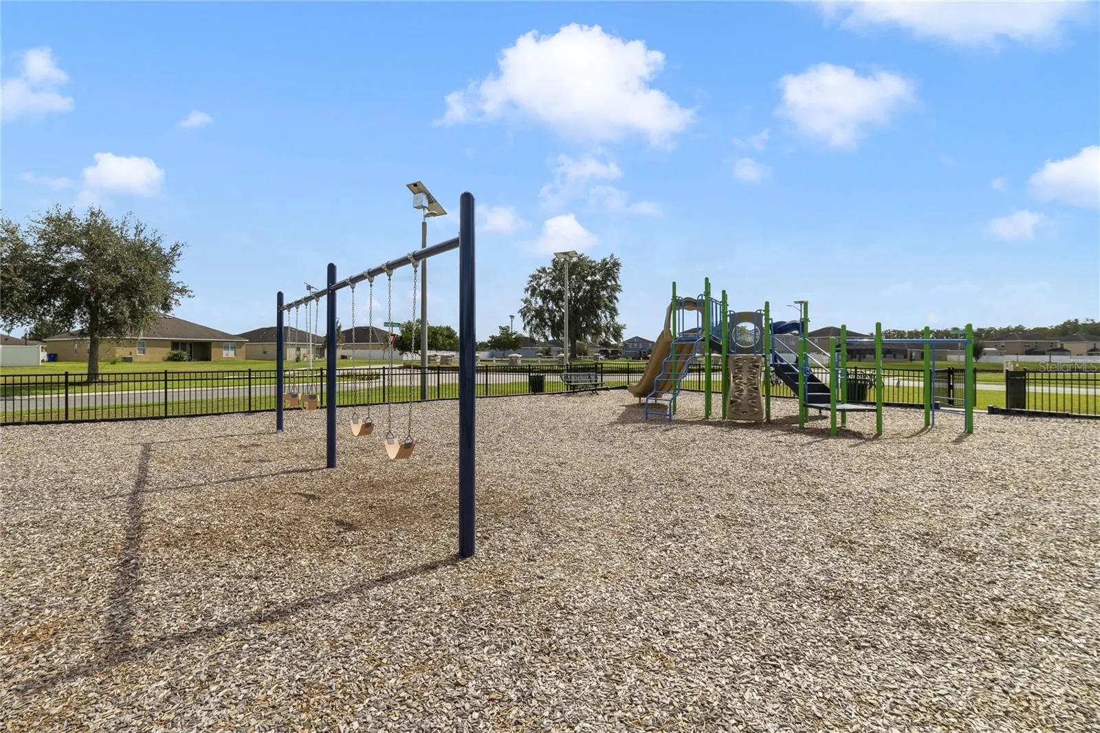 3447 HARLEQUIN DR