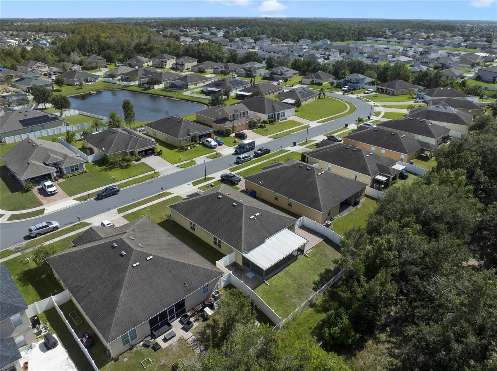 3447 HARLEQUIN DR