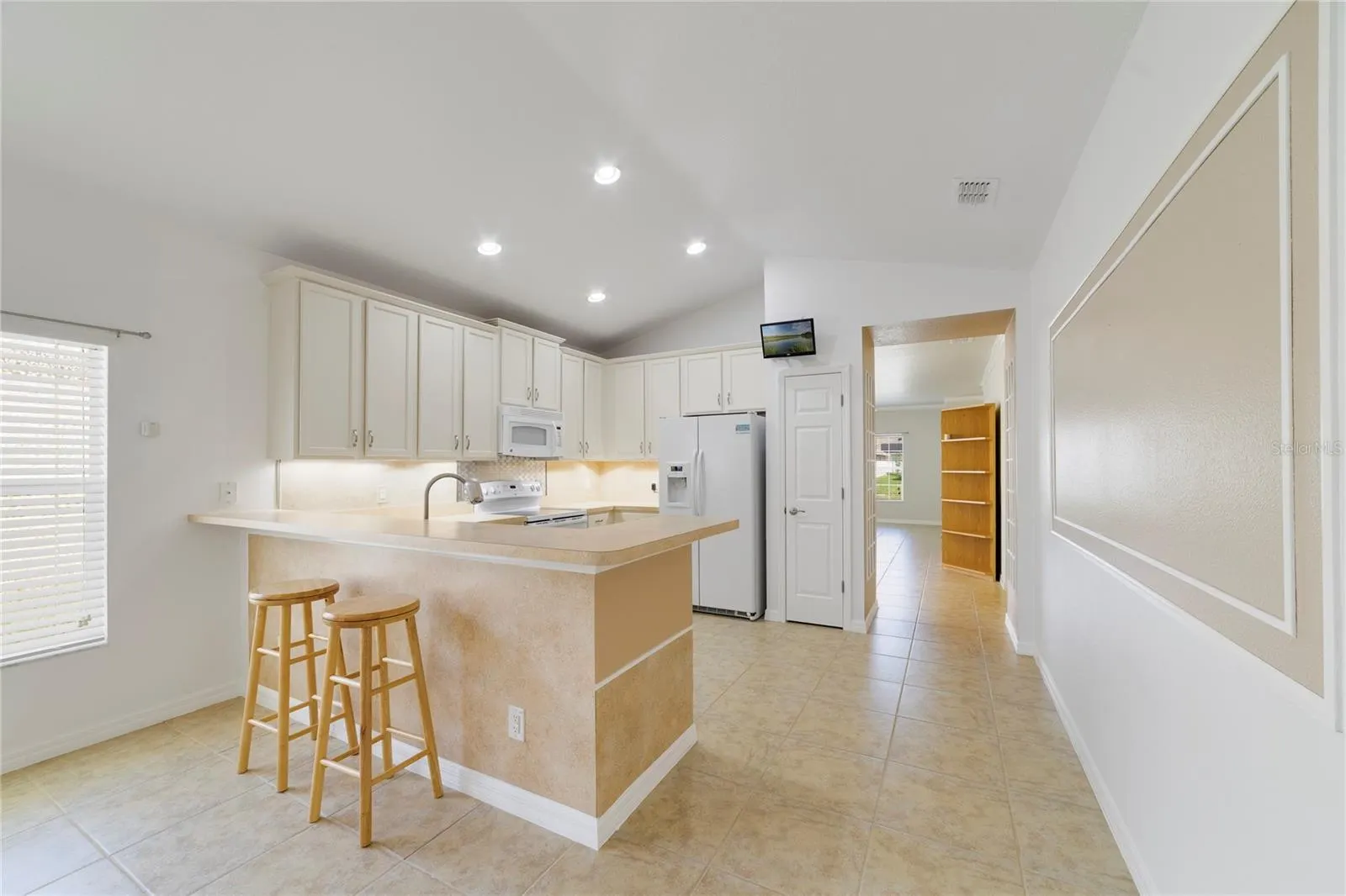 3447 HARLEQUIN DR