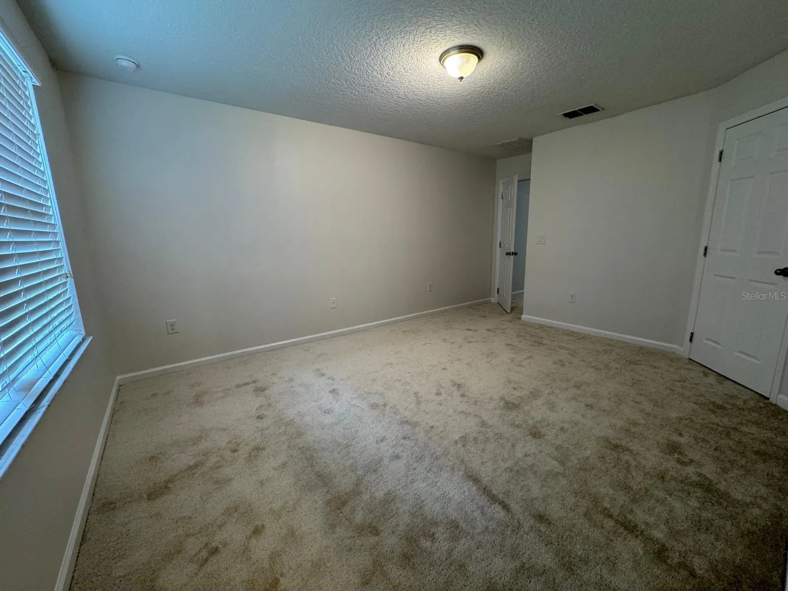 1418 CHELSEA DR