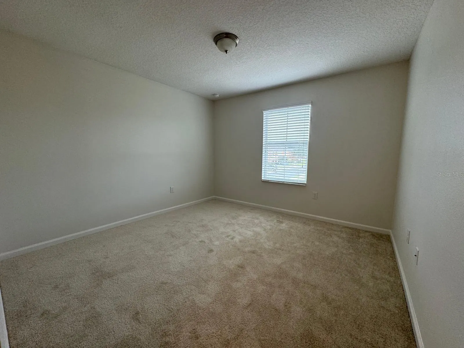 1418 CHELSEA DR