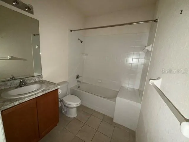 1643 LINZ CT