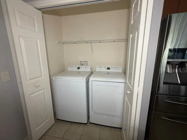 1643 LINZ CT