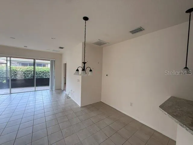 1643 LINZ CT