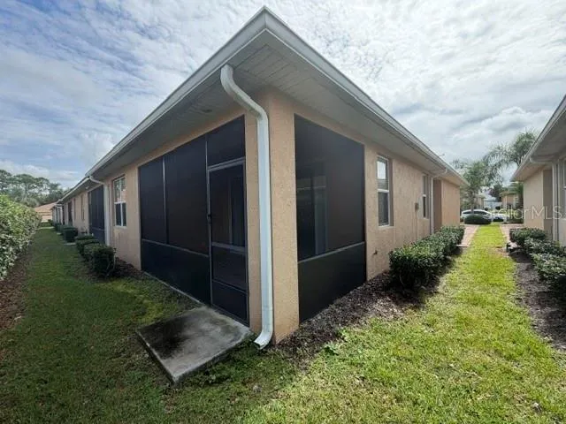 1643 LINZ CT