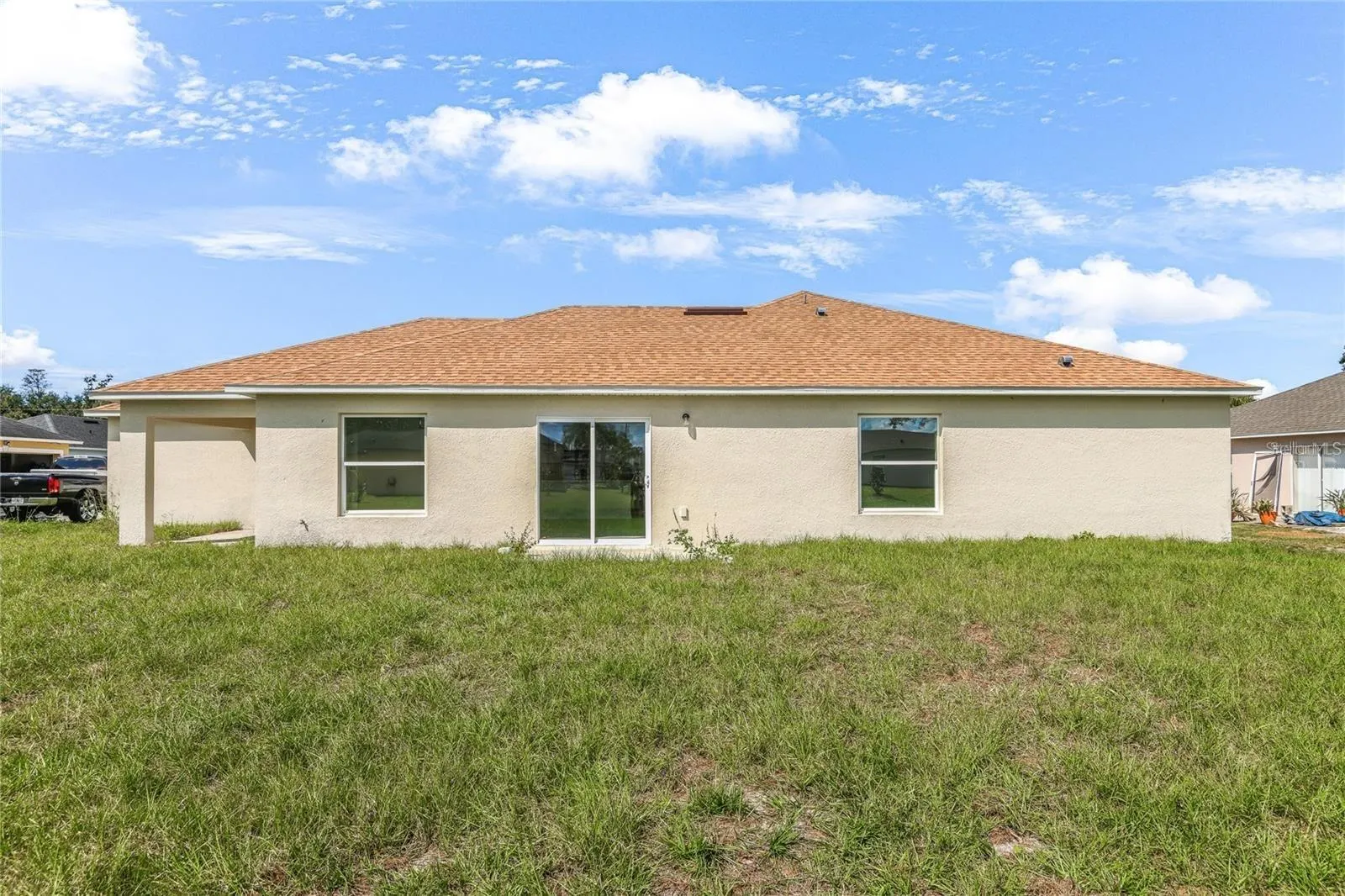 878 NELSON DR