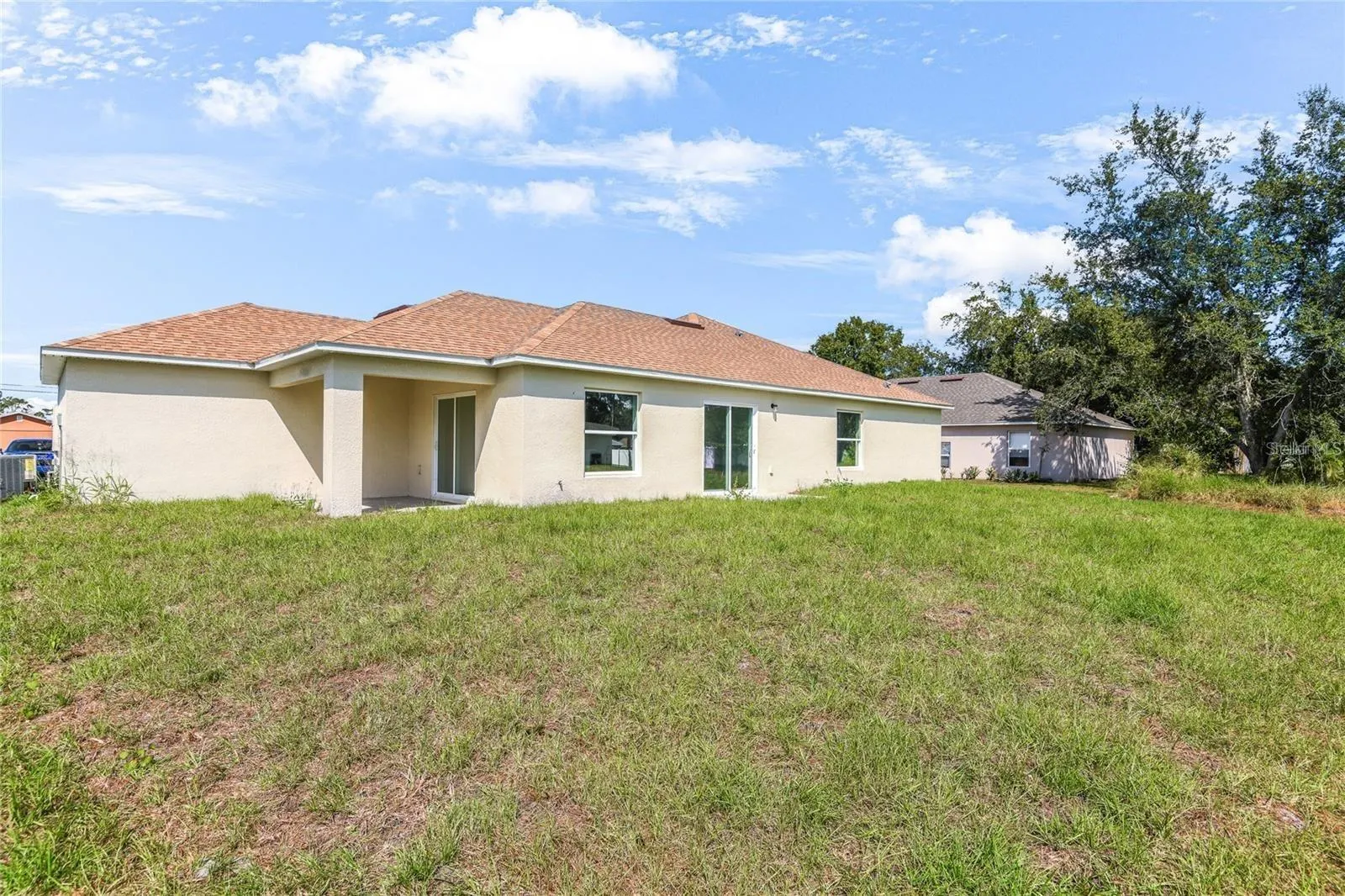 878 NELSON DR