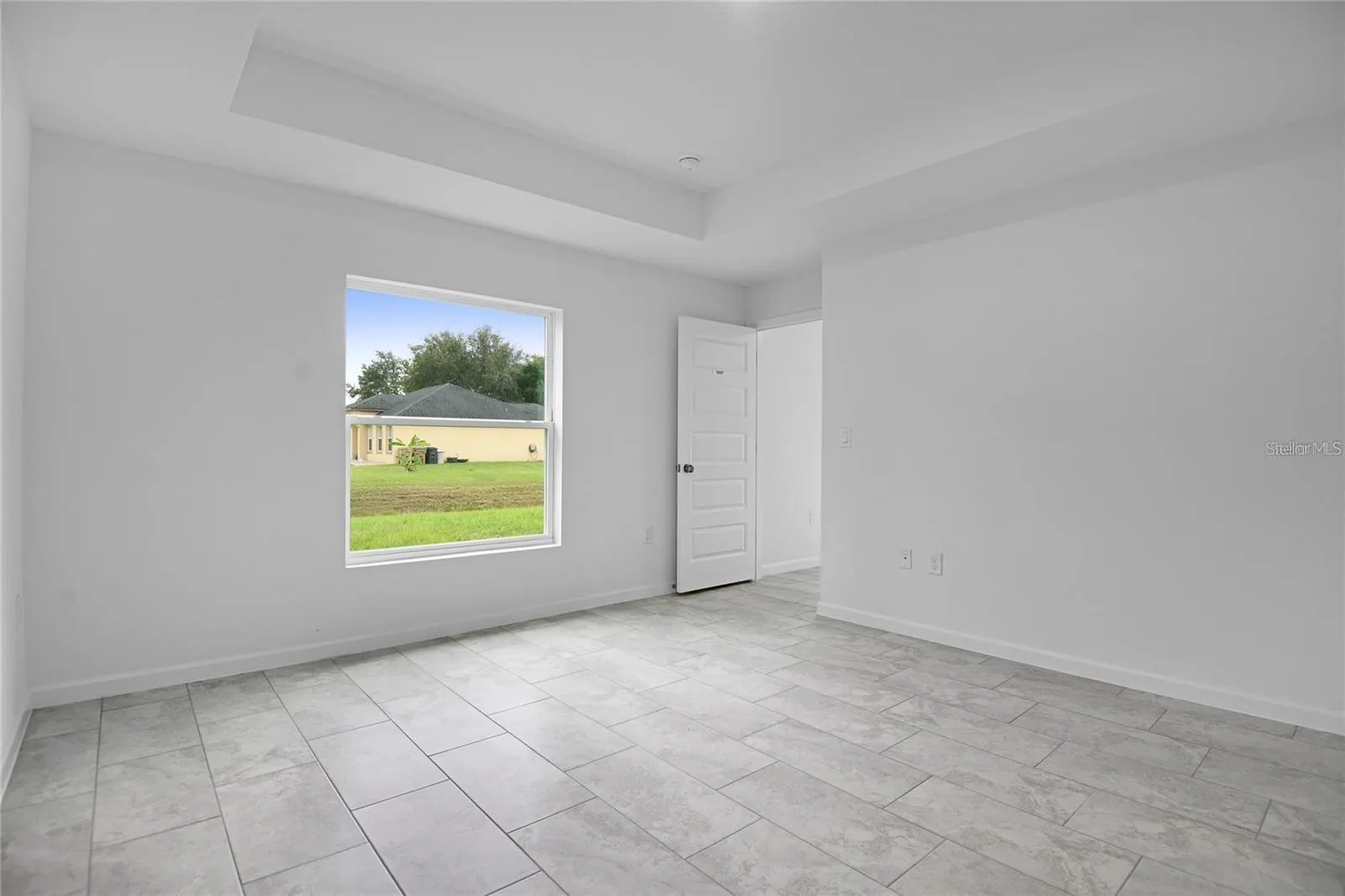 878 NELSON DR