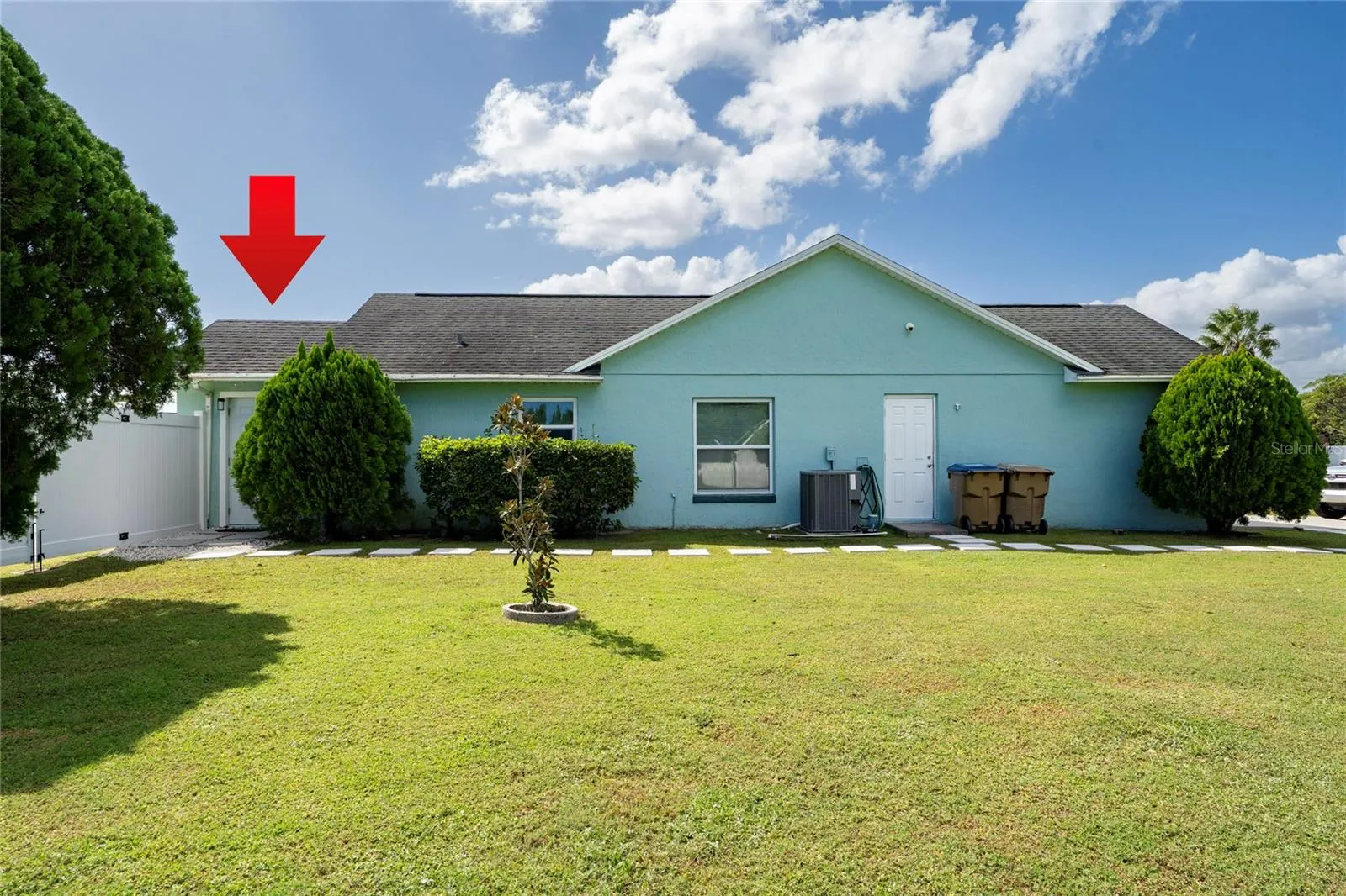 2401 SAN LUIS REY CT