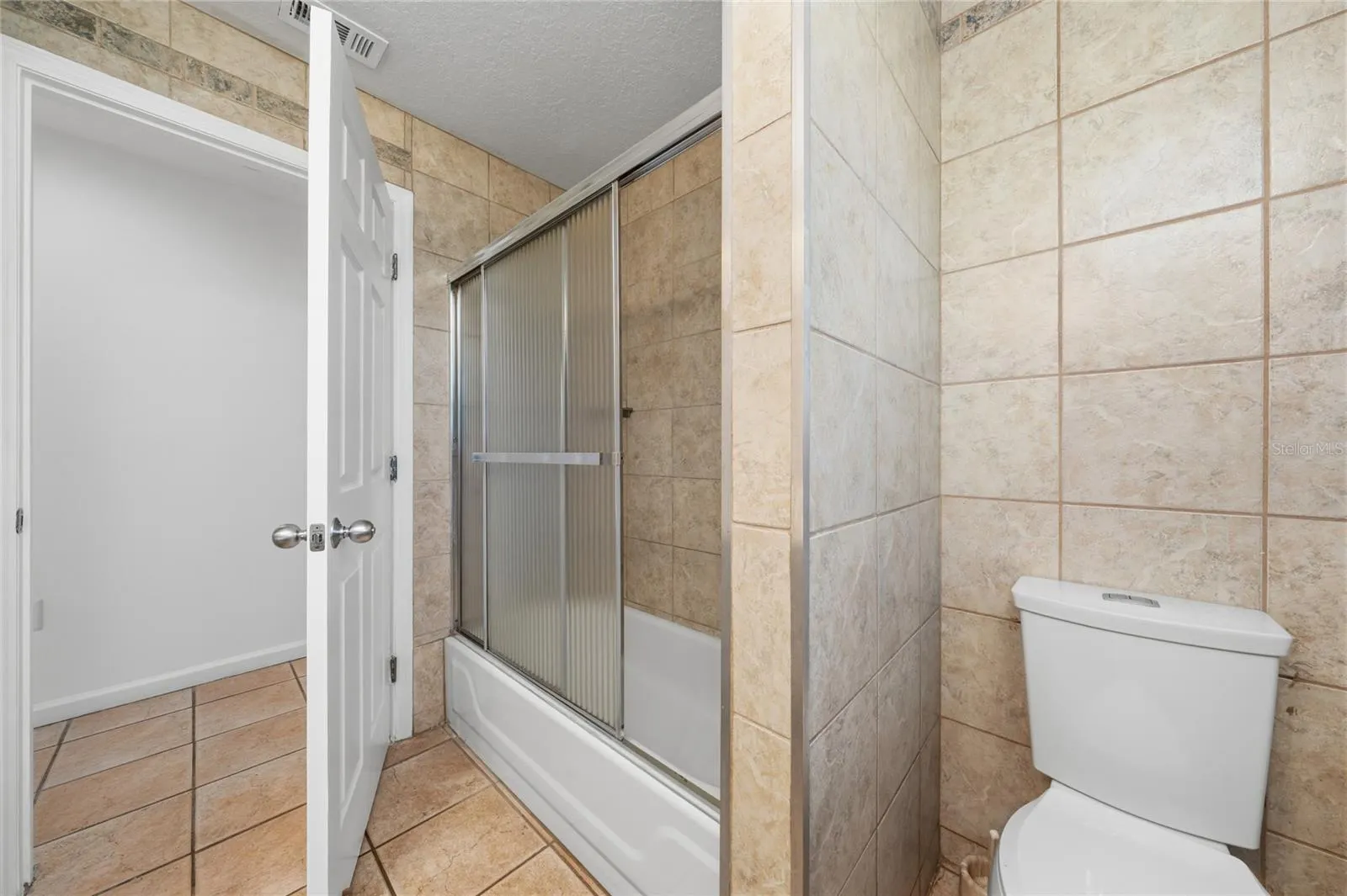 2401 SAN LUIS REY CT