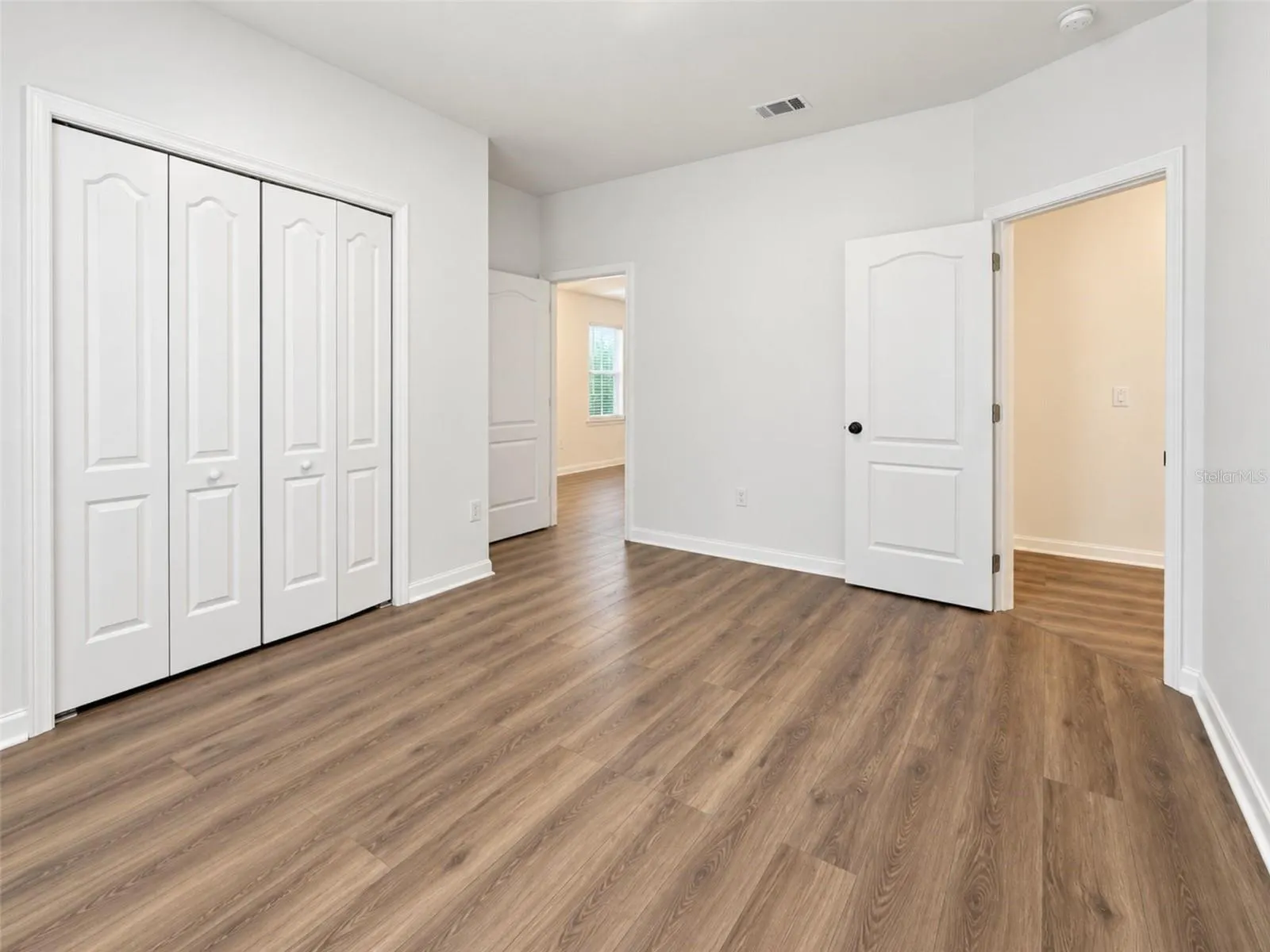 2887 MOONSTONE BEND