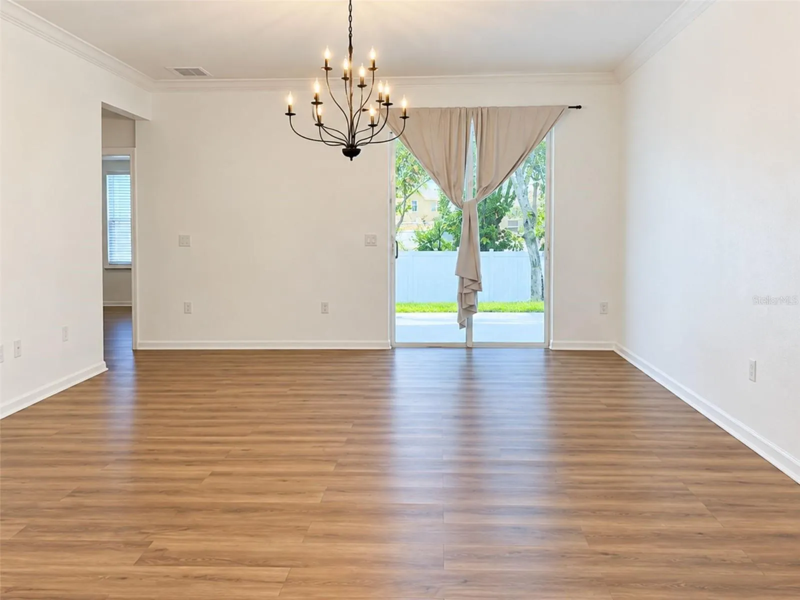2887 MOONSTONE BEND